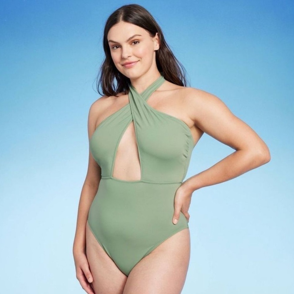 Shade and Shore Cross Front Halter Green One Piece Swimsuit Size L